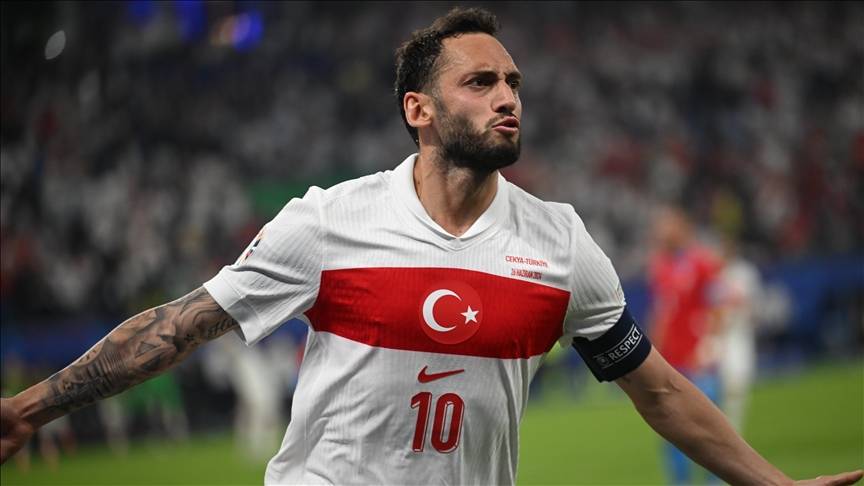 Hakan Çalhanoğlu bombası: Fenerbahçe Inter'le 30 milyon euro'luk pazarlığa girdi! 8
